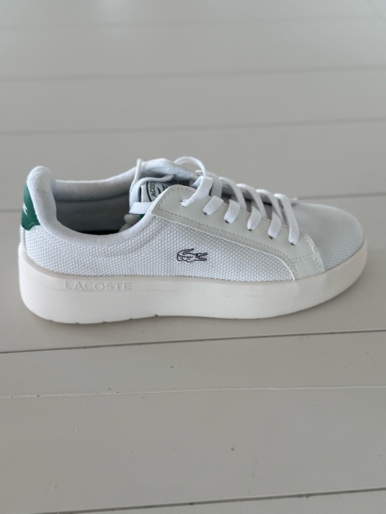 Lacoste Shoes - Lacoste White Sneaker with Green Crocodile Logo Size 7 NWT